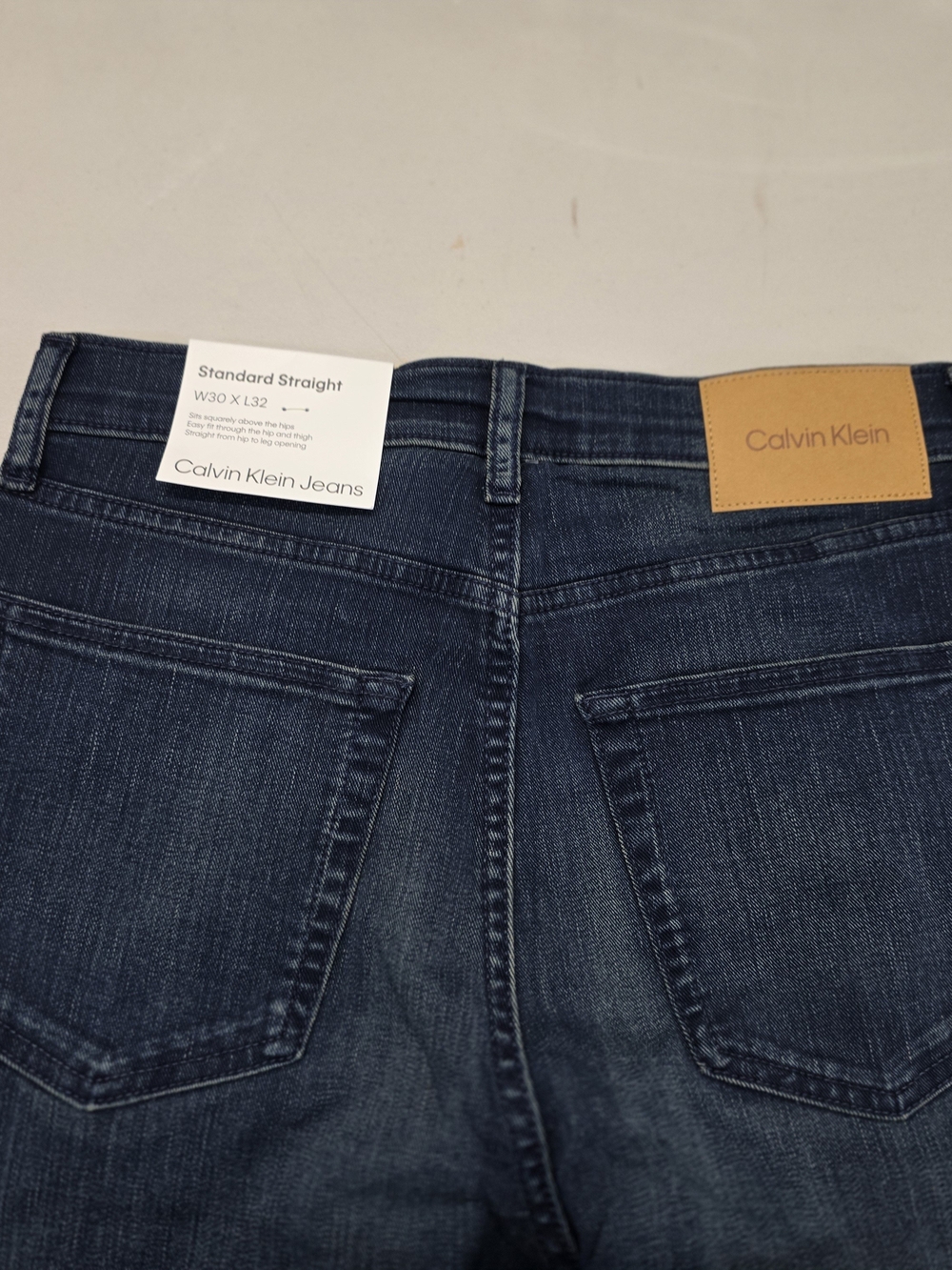 Calvin Klein Straight Leg Jeans Women's Size 30x32 NWT - Picture 6 of 8
